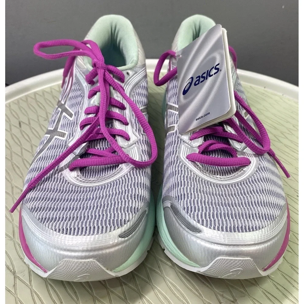 Asics put your